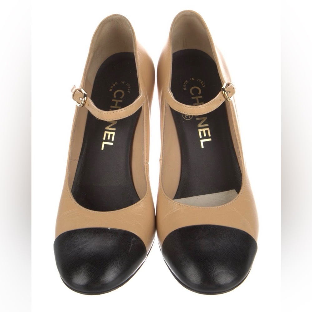 CHANEL Women's Beige and Black Heels